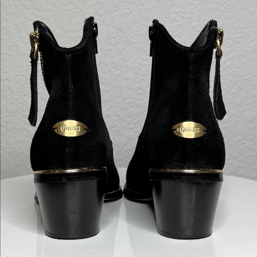 GUESS BLACK SUEDE NALONEY ZIPPER ACCENT WESTERN HEELED ANKLE BOOTS - Picture 9 of 15